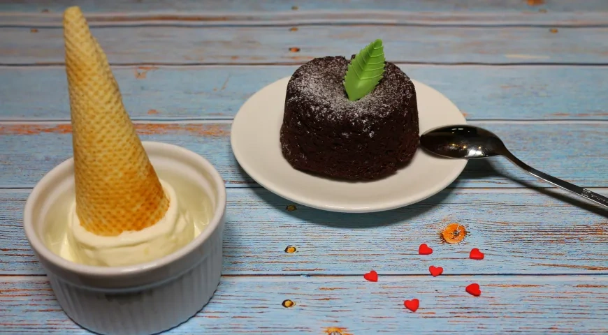 Шоколадный фондан с разрыхлителем: шаг 7