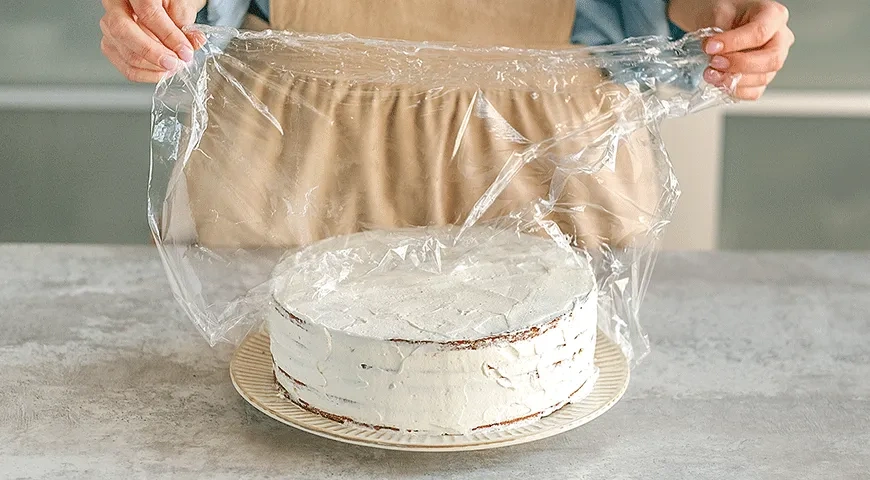 Шоколадный медовик со сметанным кремом: шаг 7