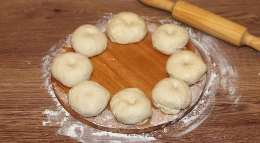 Слоеный пирог с малиновым джемом Махеевъ к 8 марта: шаг 7