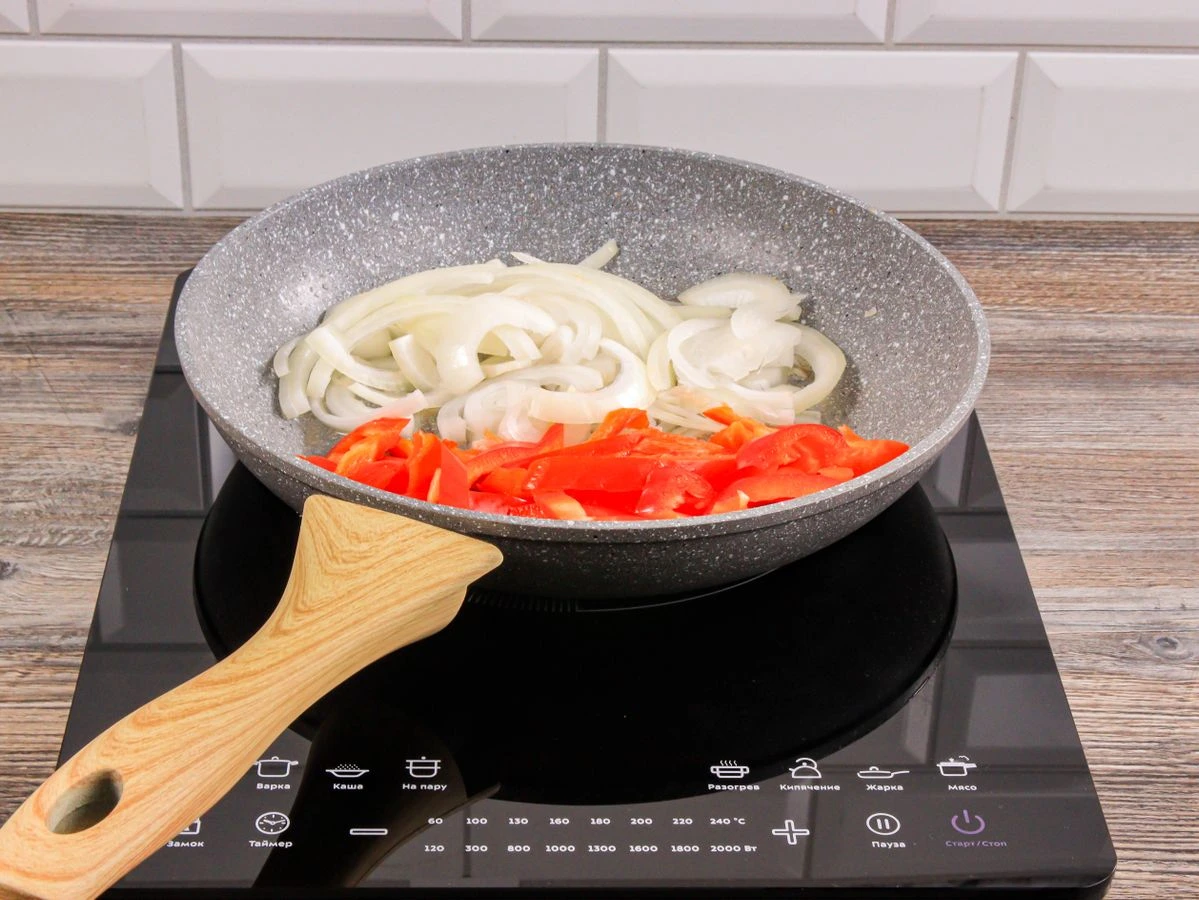 Шаг 7: Соба с курицей и сладким перцем