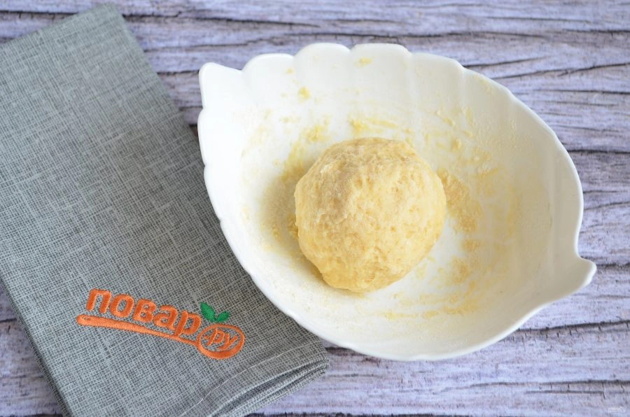 Шаг 7: Супом с сырными рулетиками