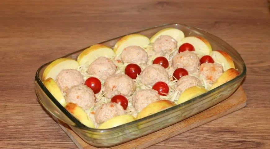 Тушеная капуста с курицей и яблоком: шаг 7