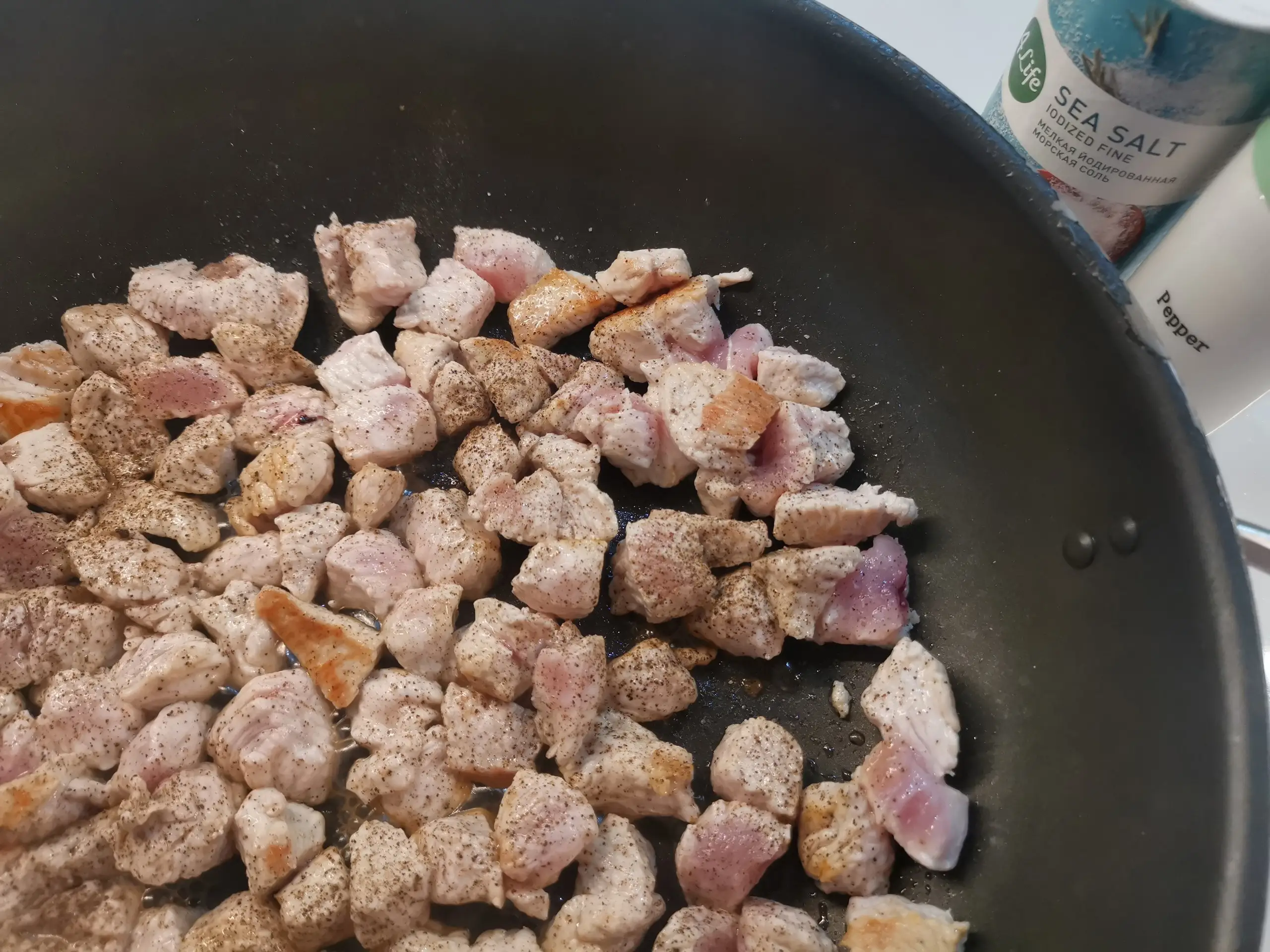 Шаг 7: Тушеная капуста с мясом