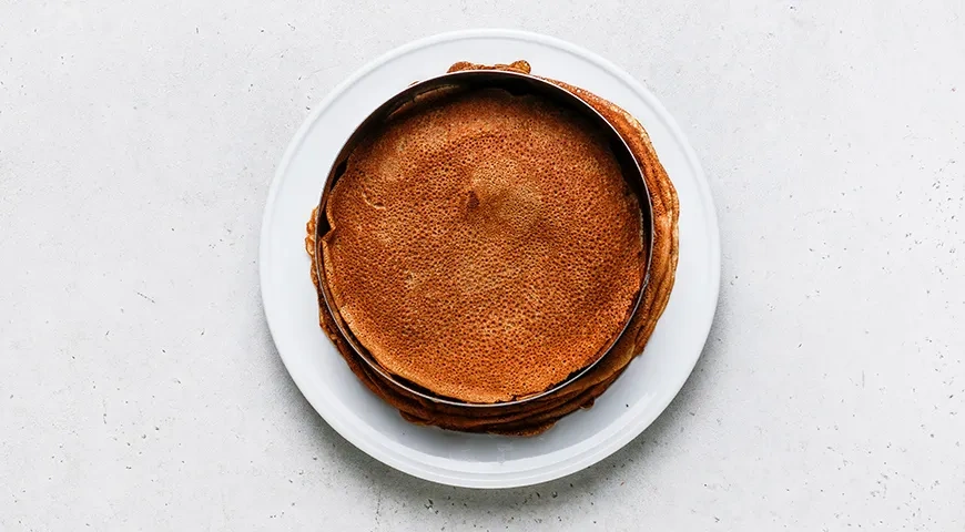 Блинный торт «Тирамису»: шаг 8