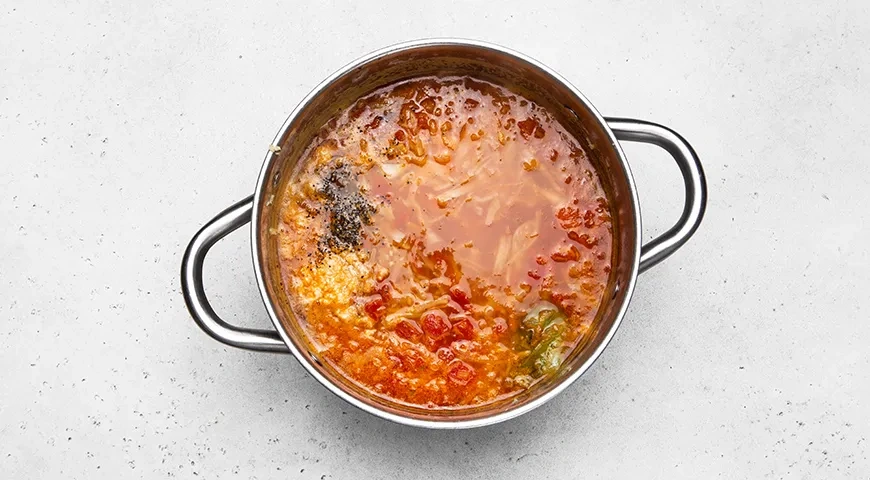 Борщ с килькой: шаг 8