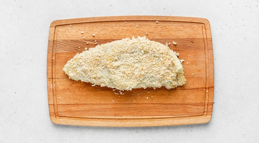 Чебуреки из капусты с куриным фаршем: шаг 8