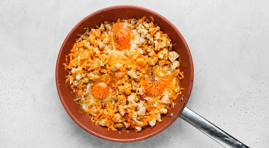 Цветная капуста с яйцом и сыром на сковороде: шаг 8