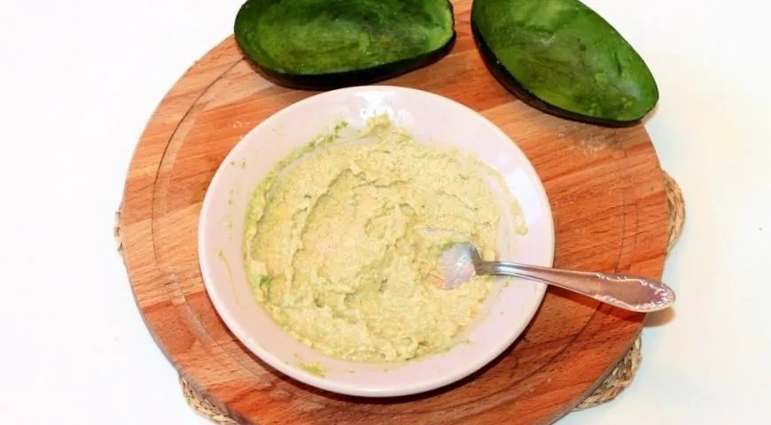 Дрожжевые блины с пикантной начинкой: шаг 8