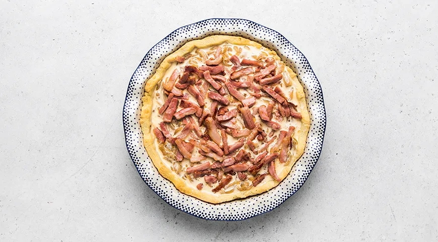 Французский луковый пирог с копченой грудинкой: шаг 8