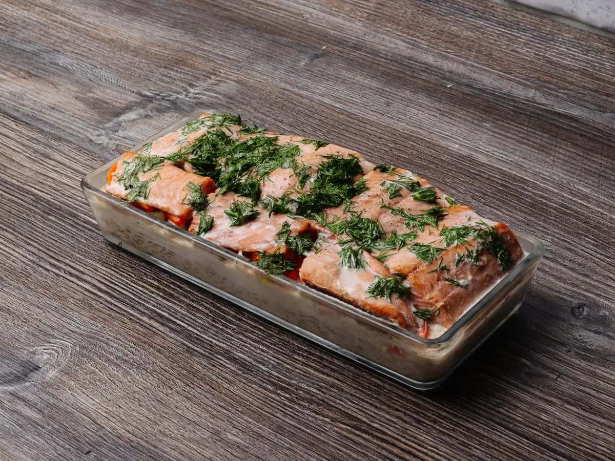 Шаг 8: Горбуша, запеченная с рисом и овощами