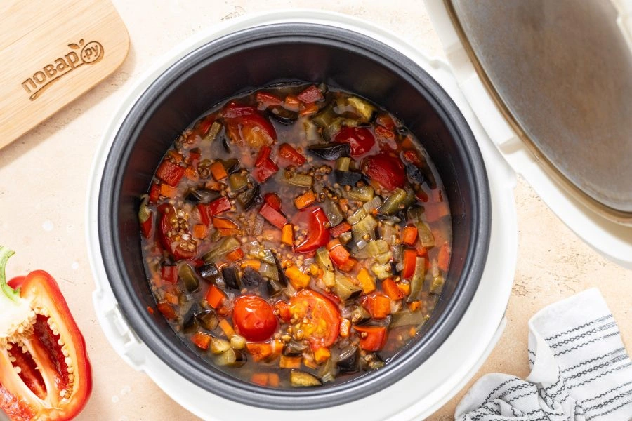 Шаг 8: Гречка с овощами в мультиварке