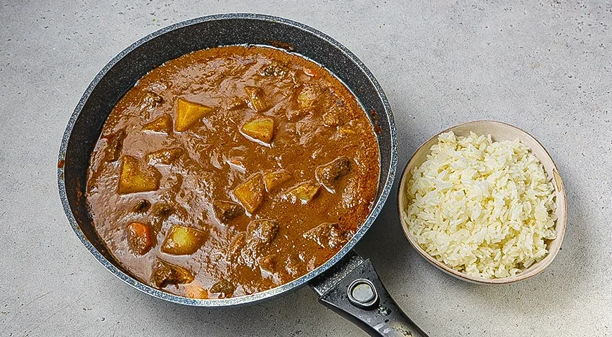 Карри с говядиной и бананом по-японски: шаг 8