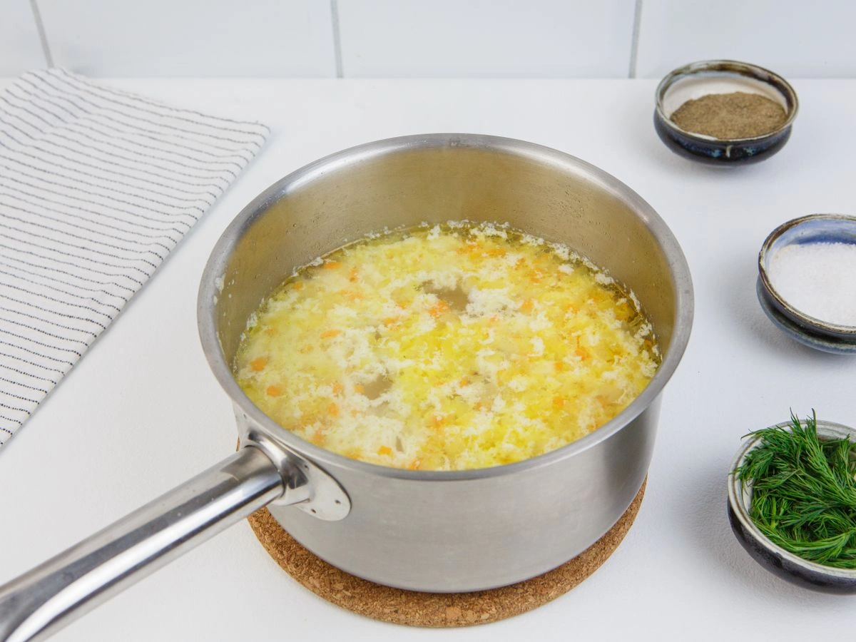 Шаг 8: Картофельный суп с яйцом