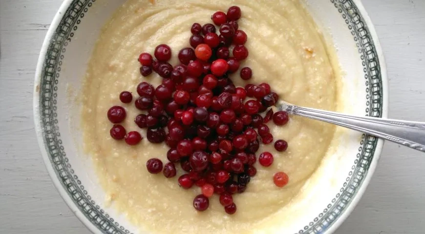 Кекс с апельсином, клюквой и сырным кремом: шаг 8