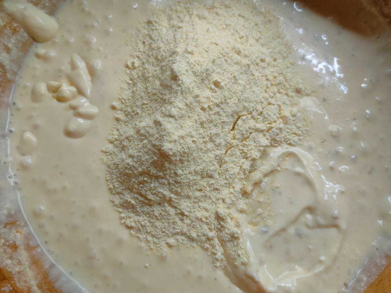 Шаг 8: Кекс с домашним вареньем