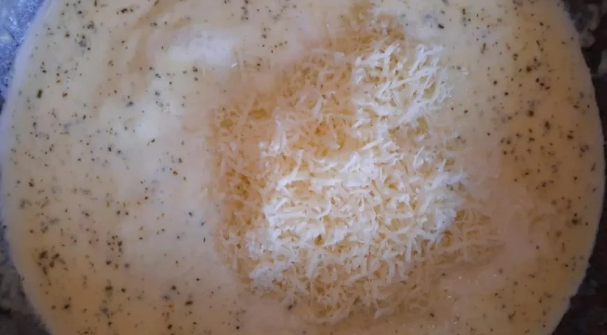 Красная рыба по-тоскански с сливочно-сырным соусом: шаг 8