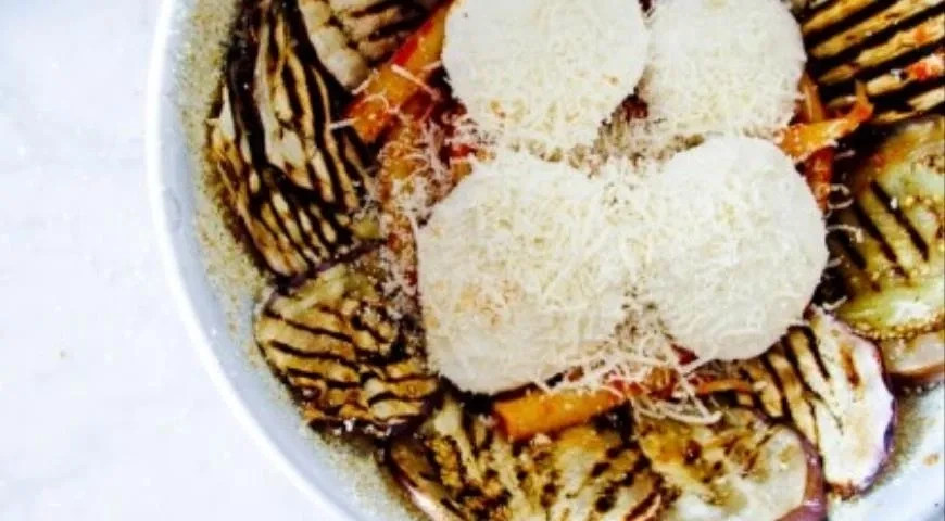 Круглая лазанья из букатини и баклажанов: шаг 8