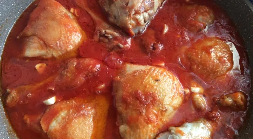 Курица в красном соусе: шаг 8