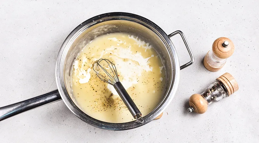 Курник с блинами, курицей и грибами: шаг 8