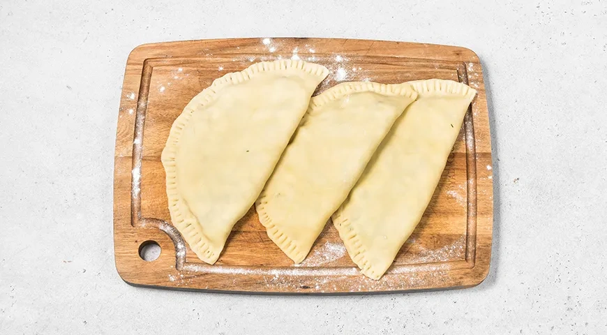 Кутабы с творогом и зеленью: шаг 8