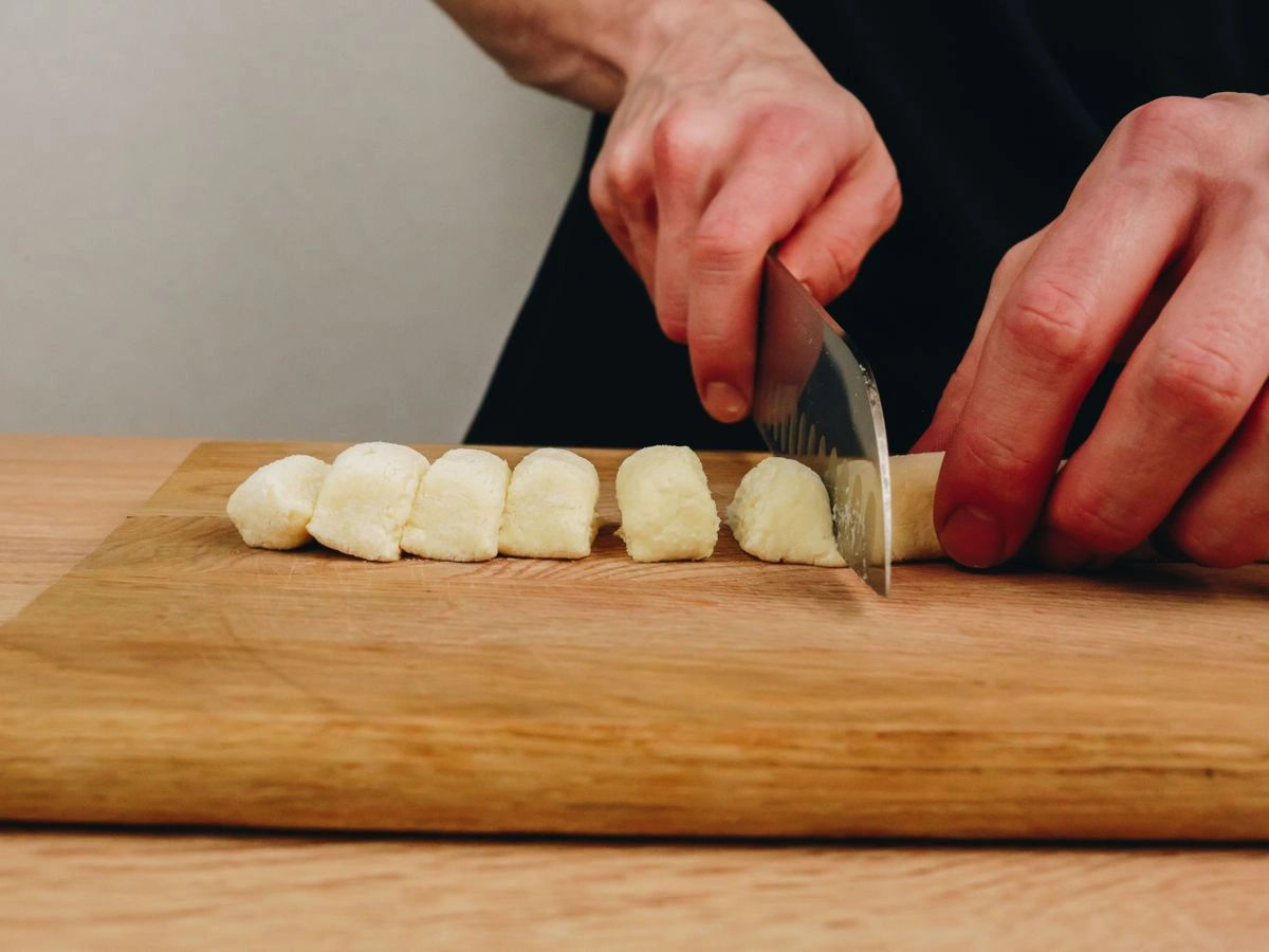 Шаг 8: Ленивые вареники из творога