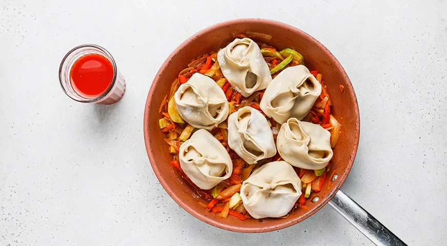 Манты на овощной подушке: шаг 8