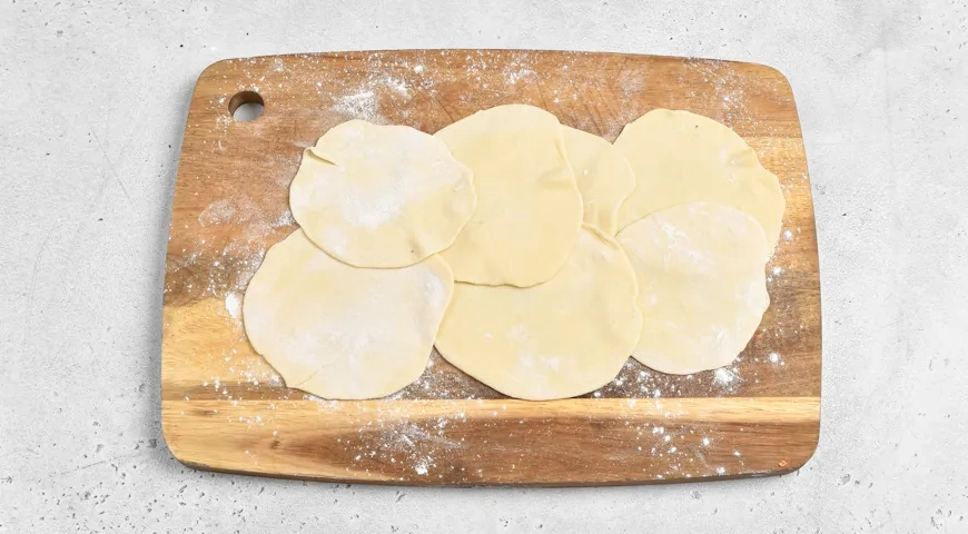 Манты на сковороде: шаг 8