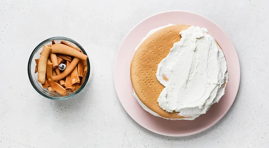 Медовик с крем-чизом: шаг 8