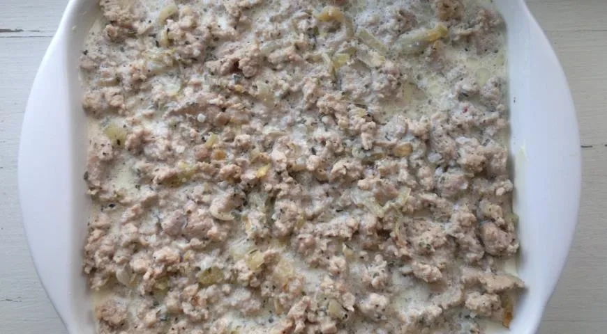 Мясная запеканка с картофелем и помидорами: шаг 8