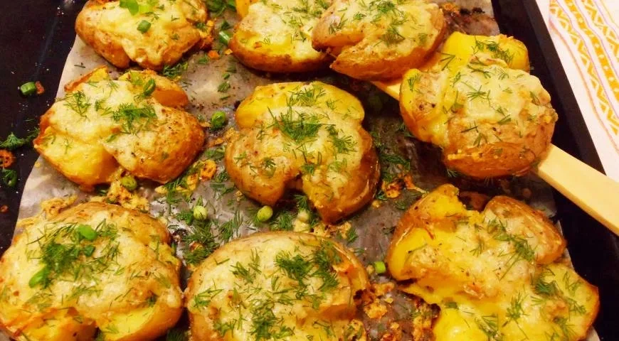 Мятая молодая картошка из духовки: шаг 8