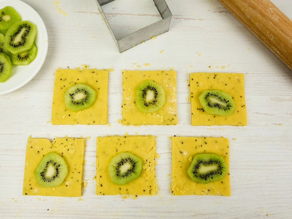 Шаг 8: Печенье с киви