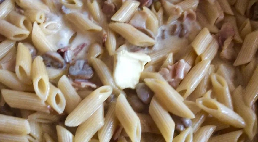 Пенне с беконом в сливочном соусе: шаг 8
