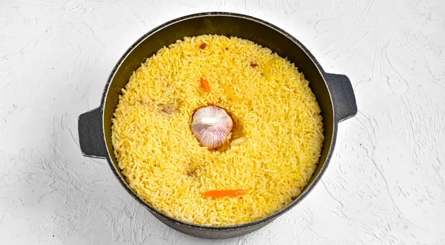 Плов с курицей в духовке: шаг 8