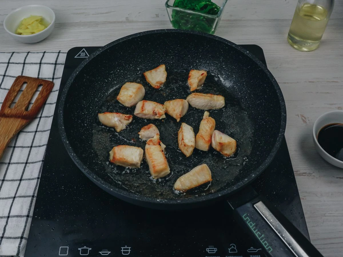 Шаг 8: Поке с курицей терияки