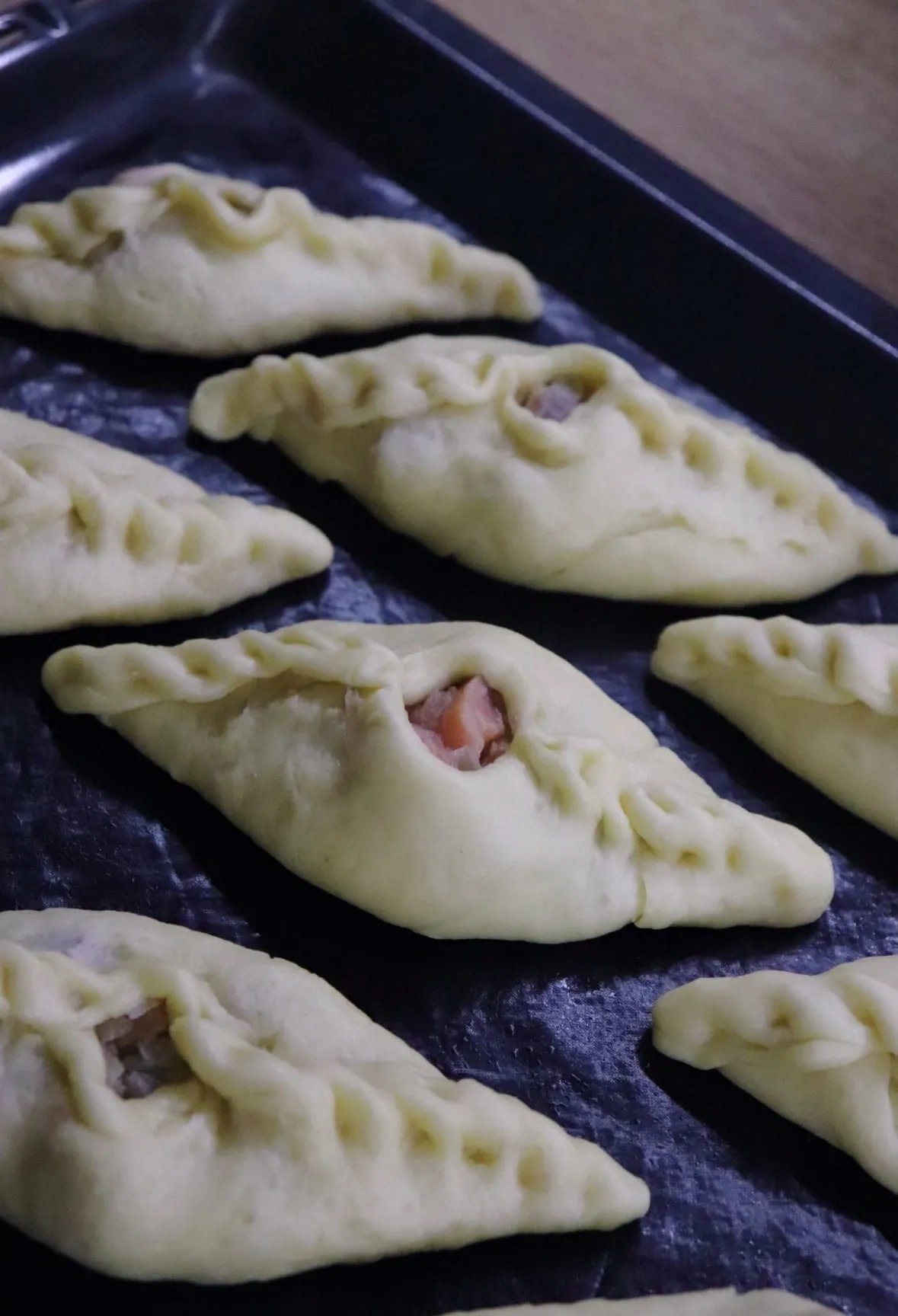 Расстегаи с рыбой: шаг 8