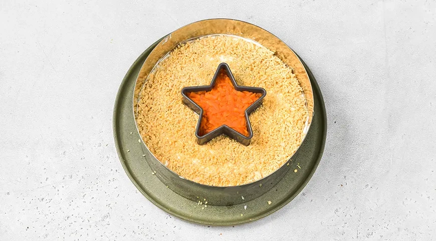 Салат «Генеральский» с редькой: шаг 8