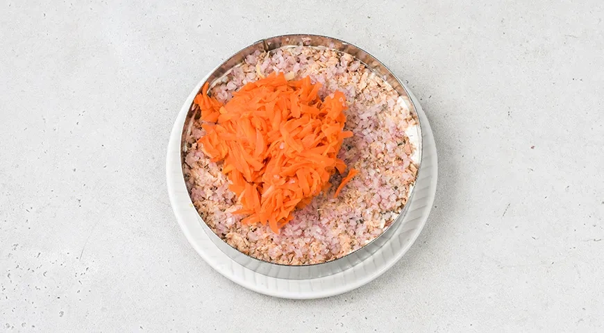 Салат «Мимоза» без майонеза: шаг 8