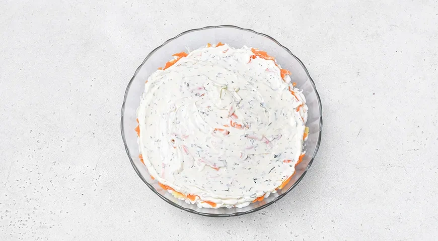 Салат «Мимоза» с копченой курицей: шаг 8