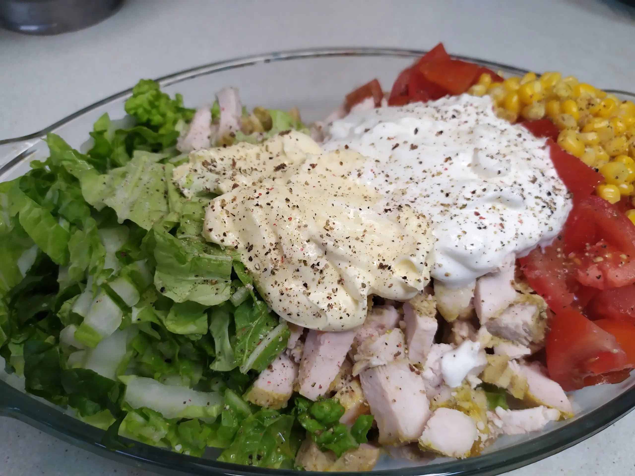 Шаг 8: Салат с пекинской капустой, курицей и помидорами