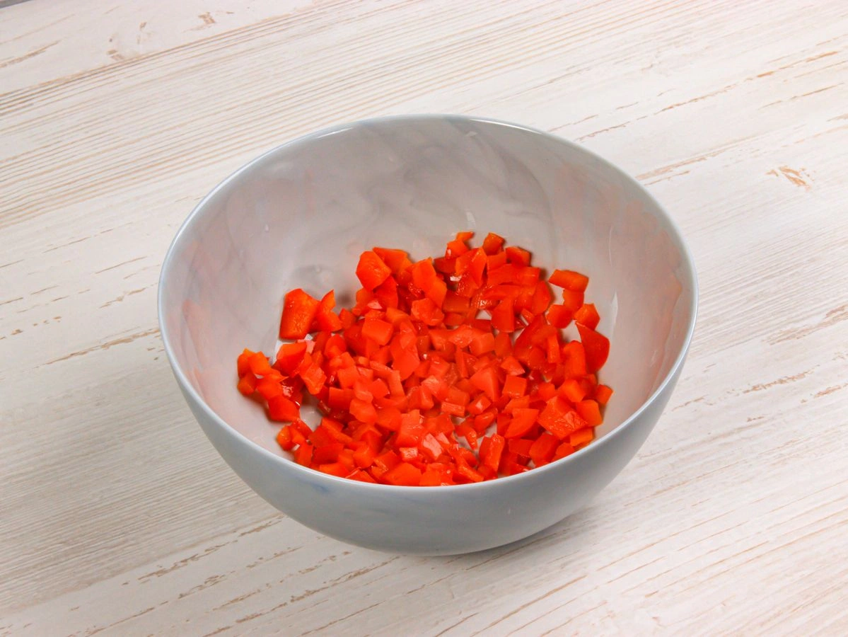 Шаг 8: Салат с ветчиной по-венгерски