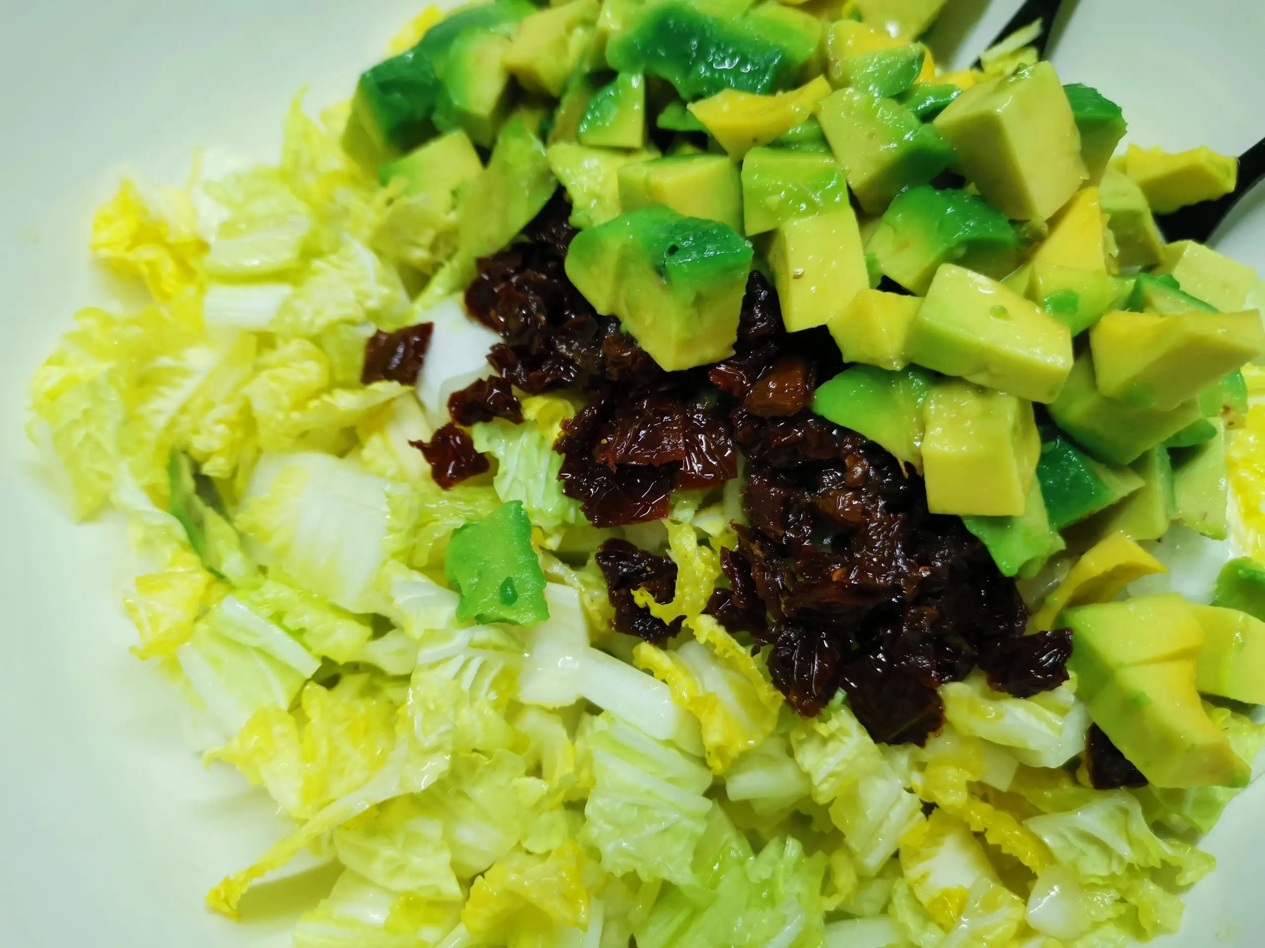 Шаг 8: Салат с вялеными помидорами