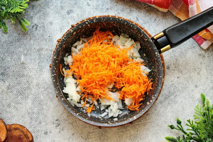 Шаг 8: Щис к и слой капустой и мясом