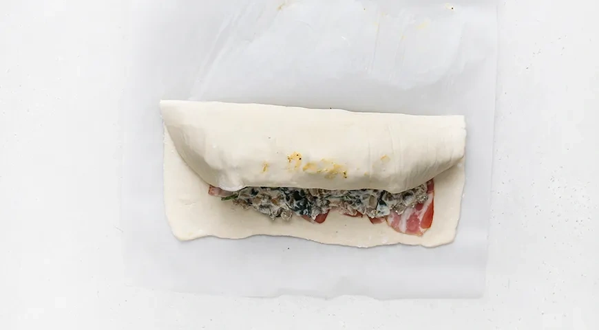 Свинина, запеченная в слоеном тесте: шаг 8