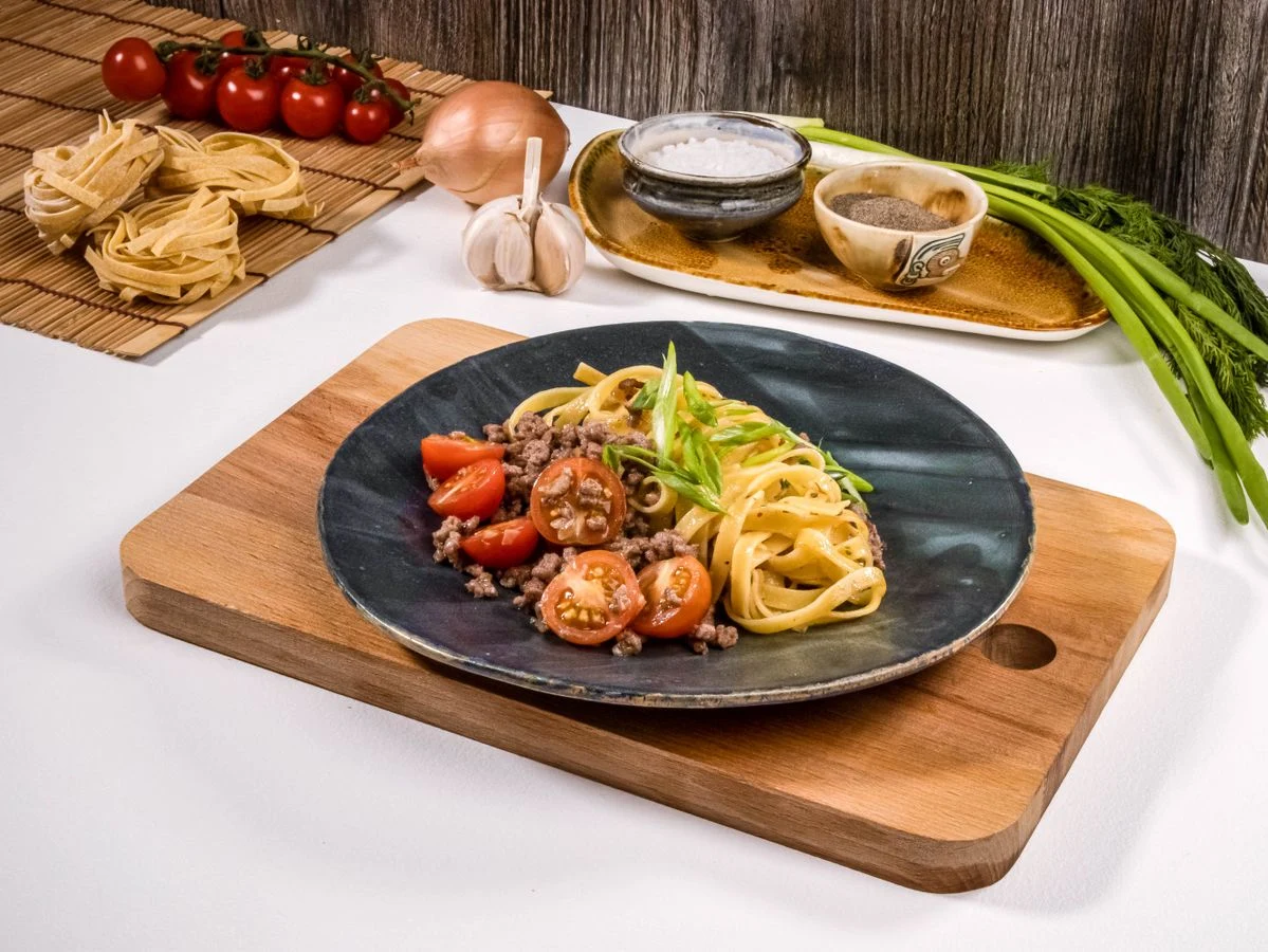 Шаг 8: Тальятелле с фаршем и томатами