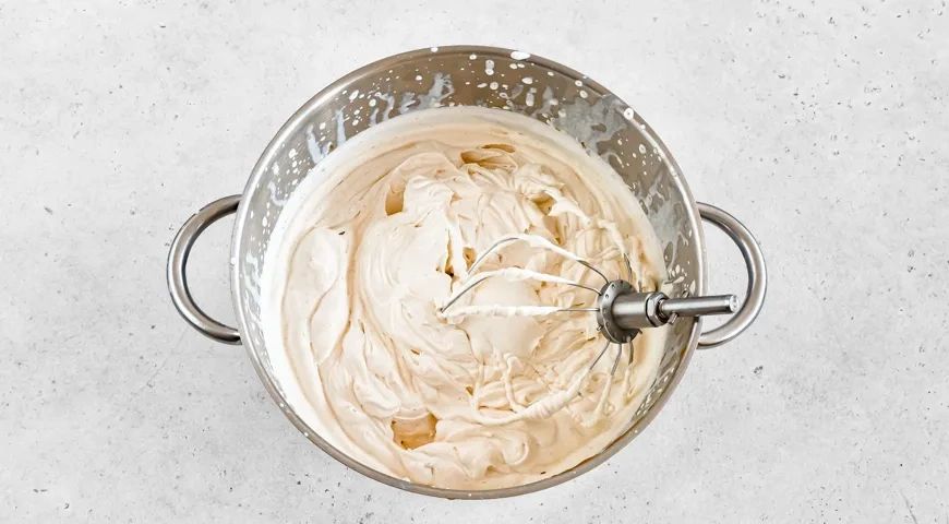 Торт Карамельная девочка: шаг 8