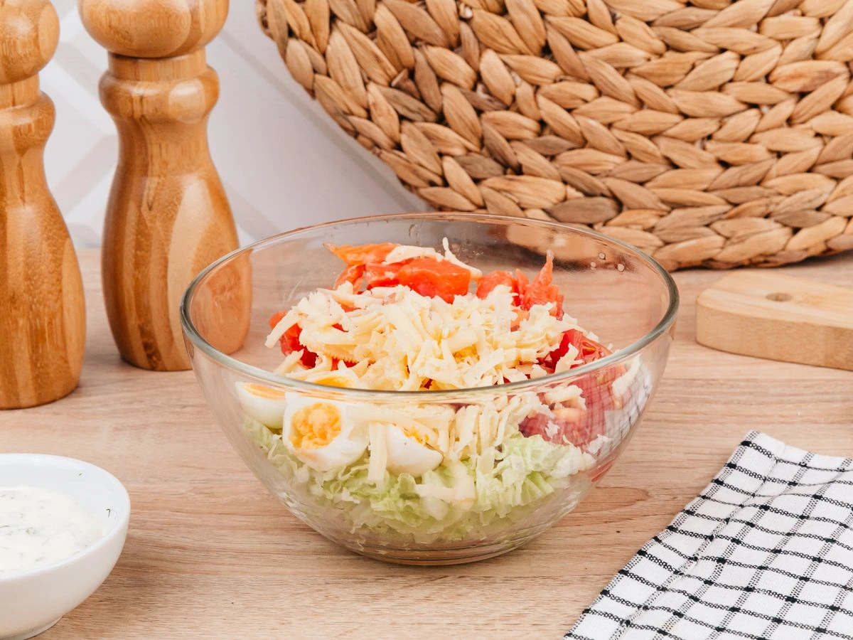 Шаг 8: «Цезарь» с лососем