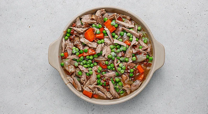 Утиные ножки с овощами в духовке: шаг 8