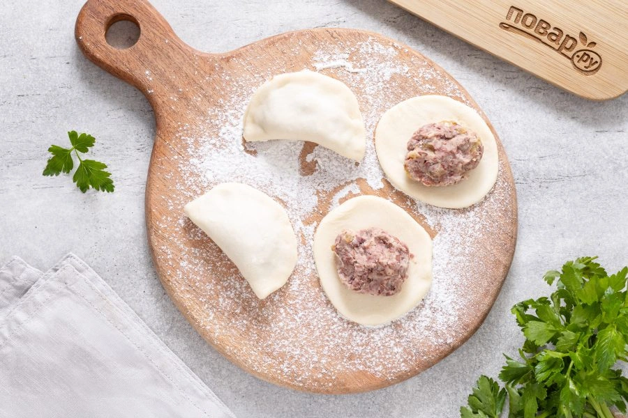 Шаг 8: Вареники с фасолью