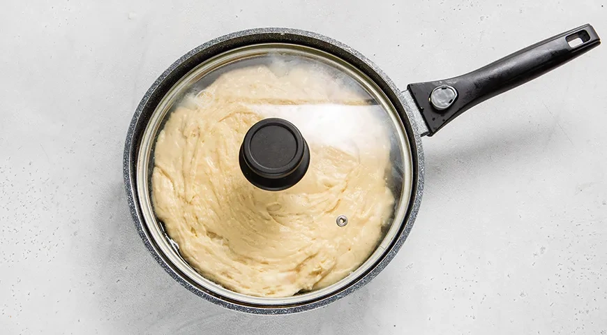 Яблочный пирог на сковороде: шаг 8