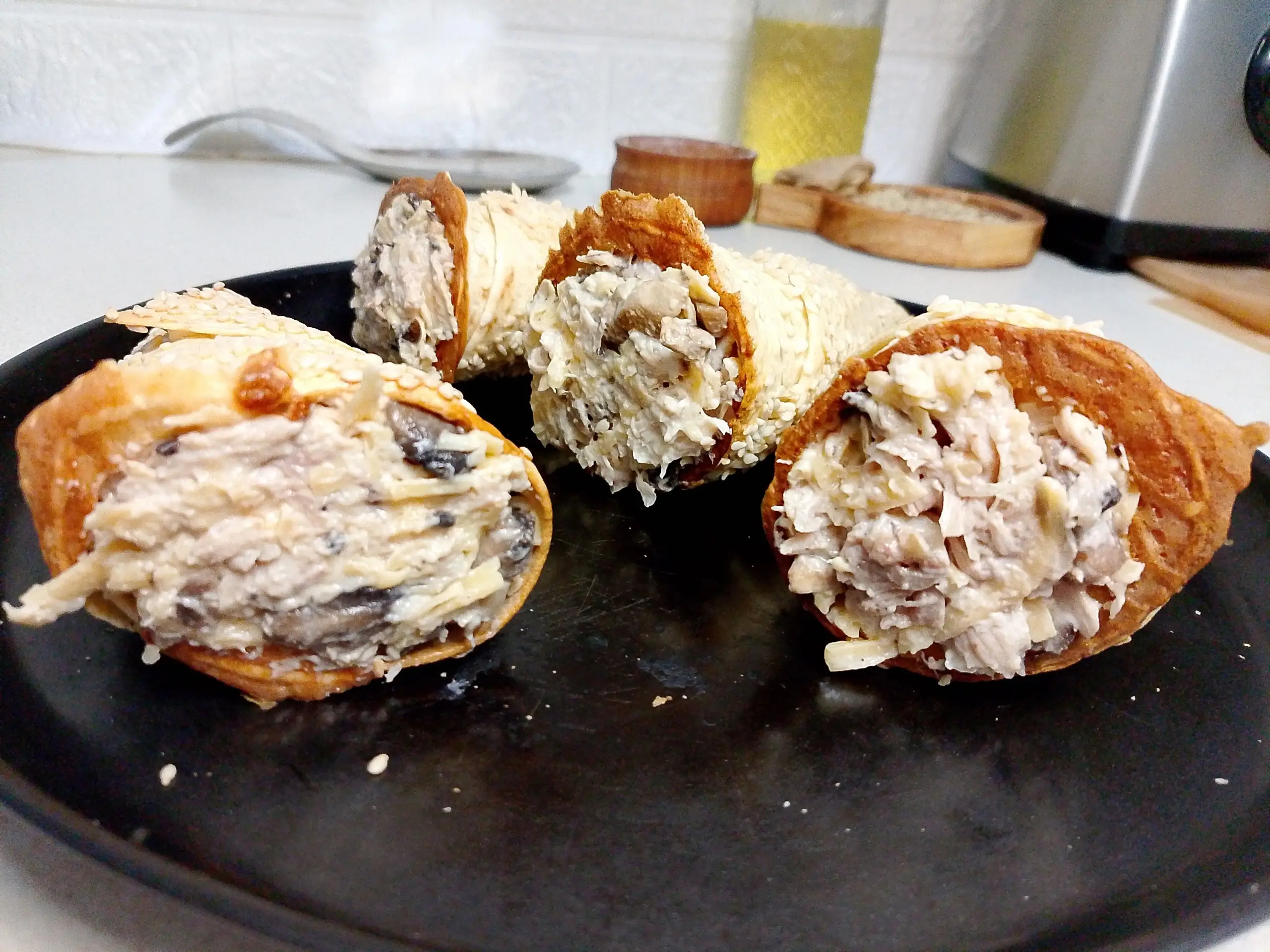 Шаг 8: Закуска с курицей и грибами